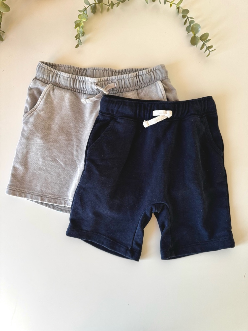 Boys Shorts Bundle Size 4T | H&M Gray Vacay Shorts & Old Navy Navy Sweat Shorts